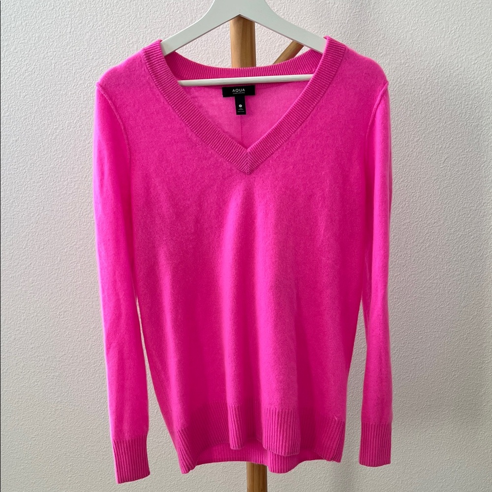 Aqua Vibrant Pink V-Neck Sweater